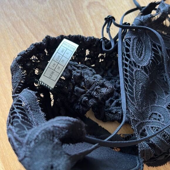 Eyelet Lace Cami bralette - Picture 8 of 10